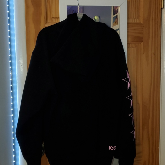 Limited Edition Jeffree Star Cosmetics 5 Year Anniversary Hoodie - Picture 4 of 6